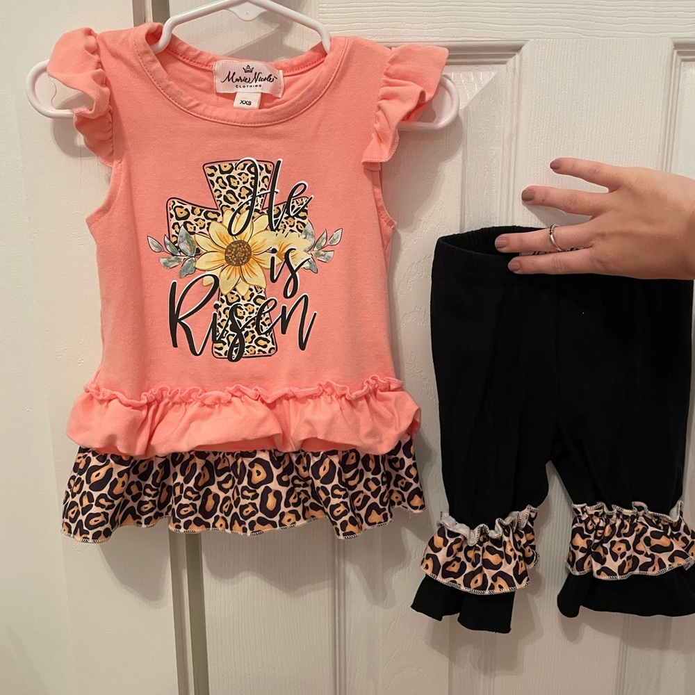 Baby girls Easter set. Size on tags is xxs/6-12 months